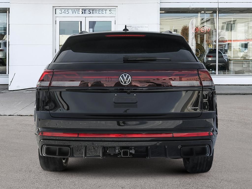 2025 Volkswagen Atlas Cross Sport Comfortline R-Line Black Edition No Options / Deep Black Pearl