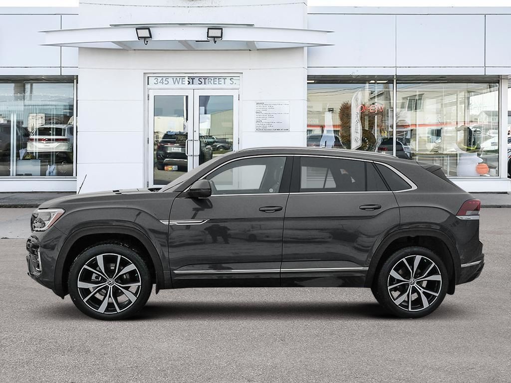 2025 Volkswagen Atlas Cross Sport Execline No Options / Deep Black Pearl
