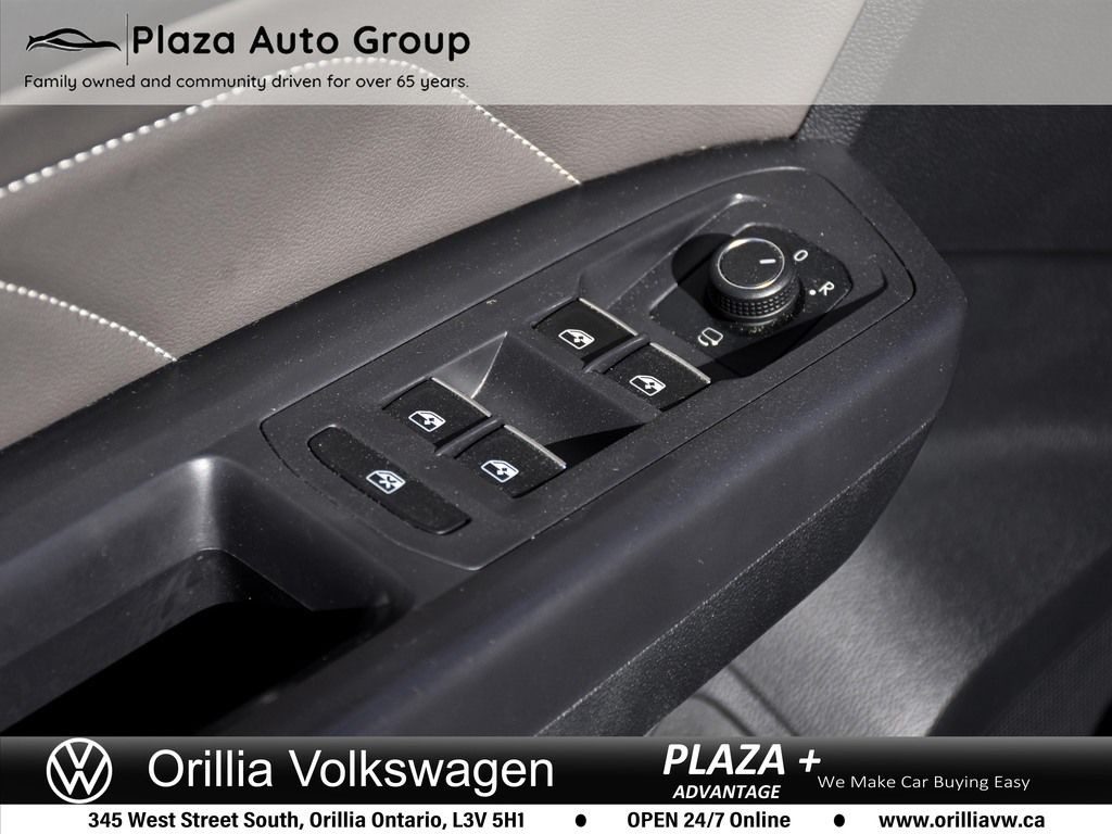 2021 Volkswagen Atlas EXECLINE PANO SUNROOF | V6 | TRAILER HITCH | GREAT PRICE!