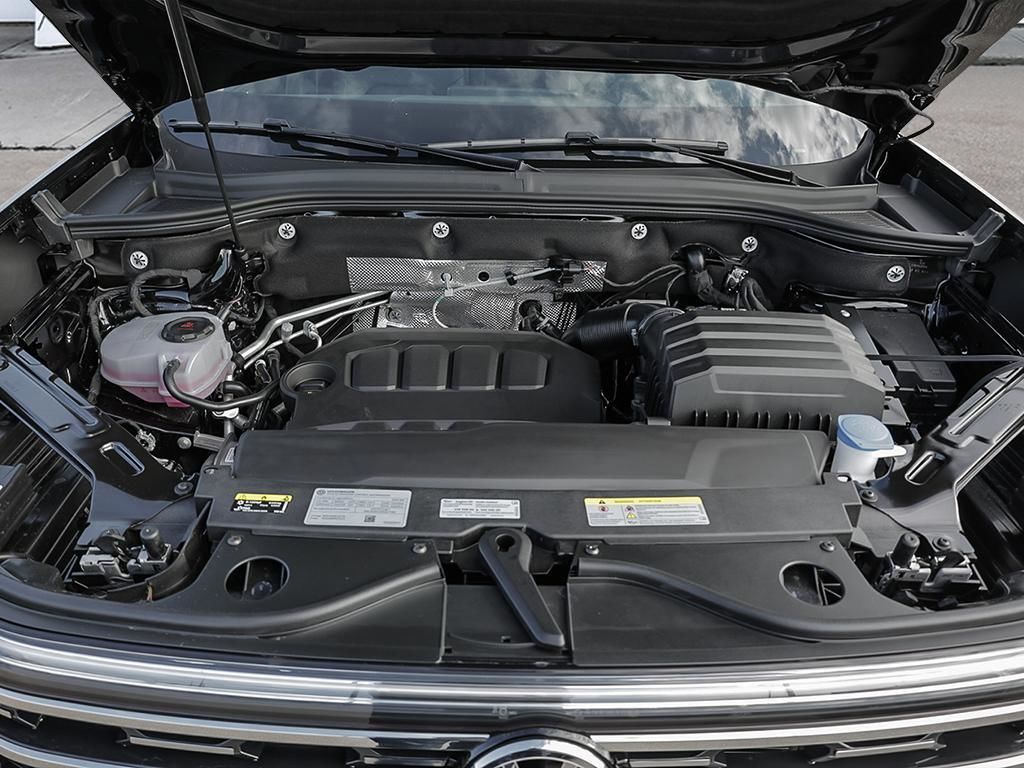 2025 Volkswagen Atlas Execline No Options / Deep Black Pearl