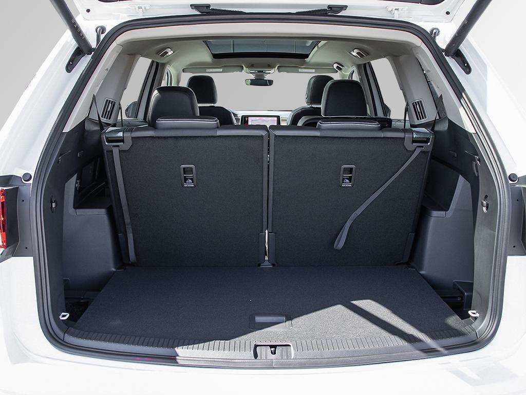 Photo 2026 Volkswagen Atlas Execline #7