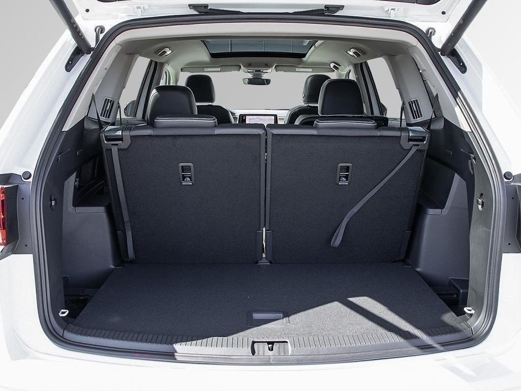 Photo 2026 Volkswagen Atlas Execline #8