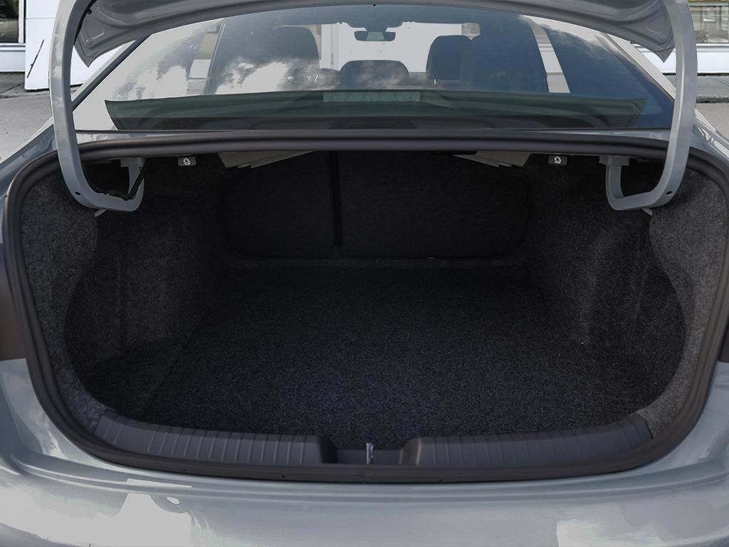 2025 Volkswagen Jetta GLI Autobahn Black Package / Alphine Gray With Black Roof