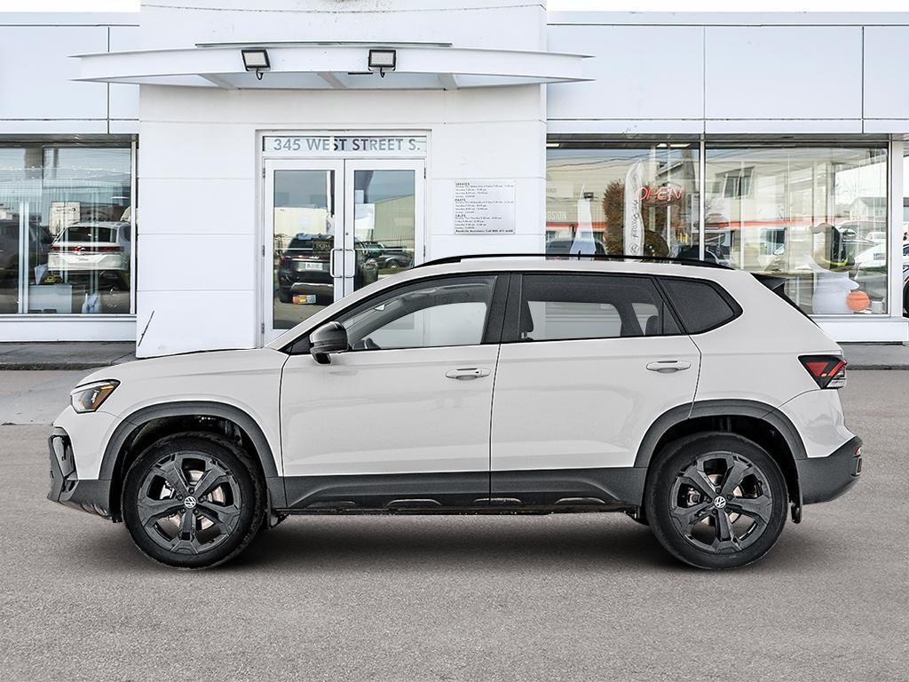 2025 Volkswagen Taos Comfortline Black Edition No Options / Pure White
