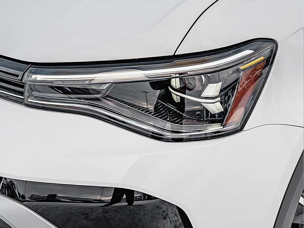 2025 Volkswagen Taos Highline 19