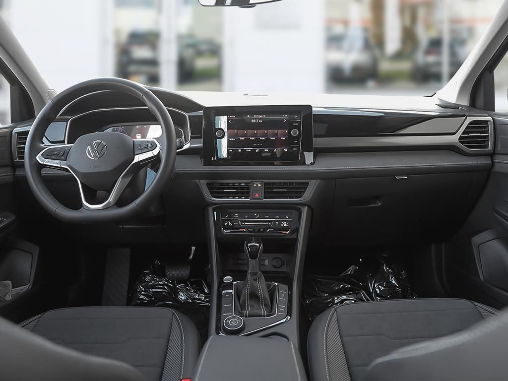 2025 Volkswagen Taos Comfortline Black Edition