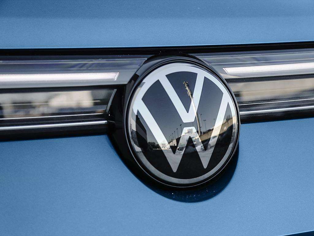 Photo 2027 Volkswagen Taos Comfortline Black Edition 4MOTION #8