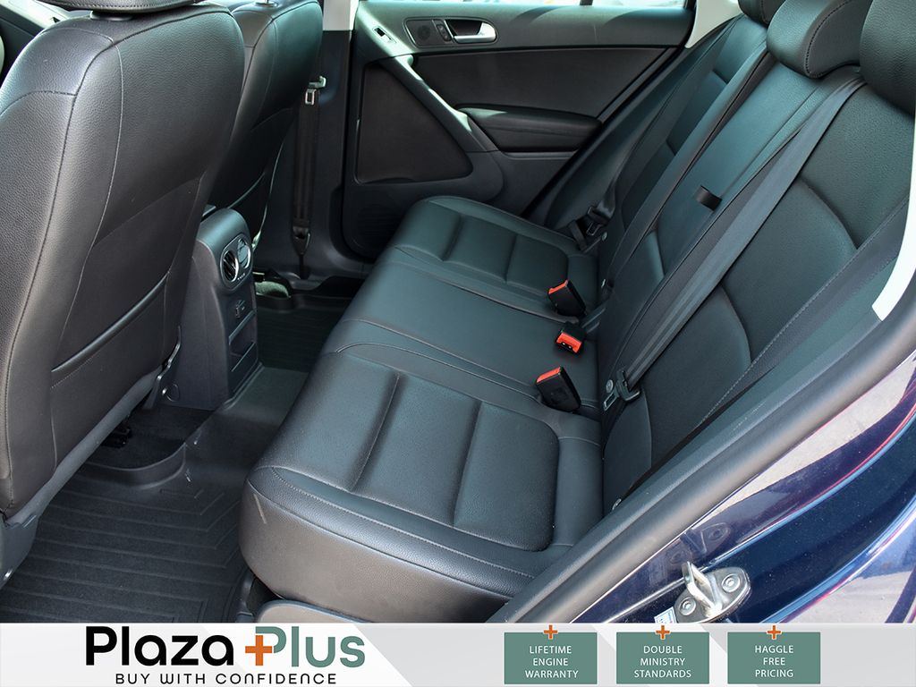 2017 Volkswagen Tiguan Wolfsburg Edition ONE OWNER CLEAN CARFAX | LEATHER SEATS | LOW KM!