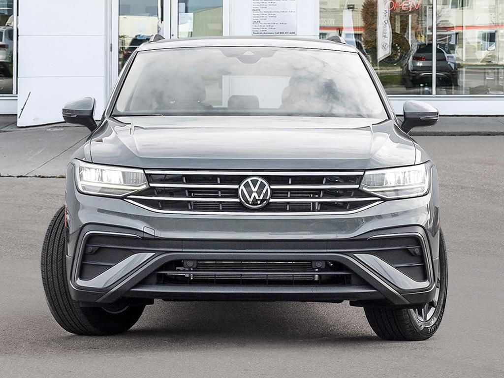 2024 Volkswagen Tiguan COMFORTLINE No Options / Platinum Gray Metallic