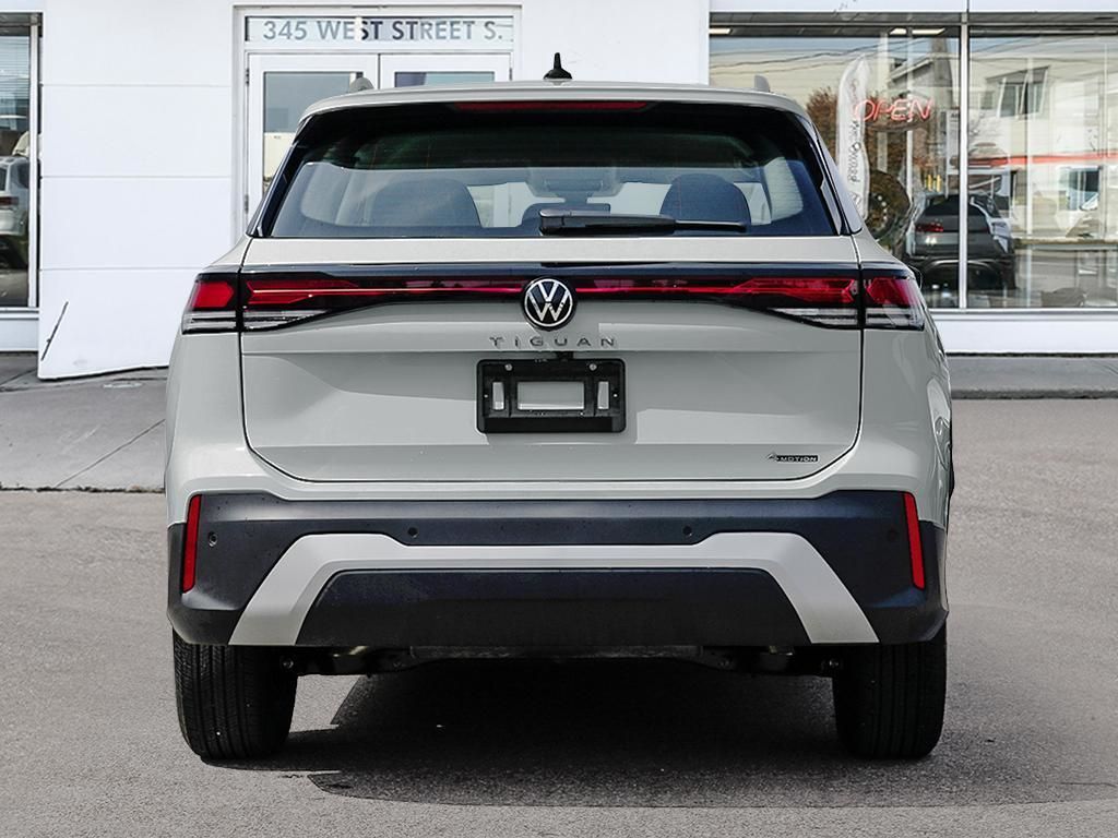 2025 Volkswagen Tiguan Comfortline No Options / Ascot Grey
