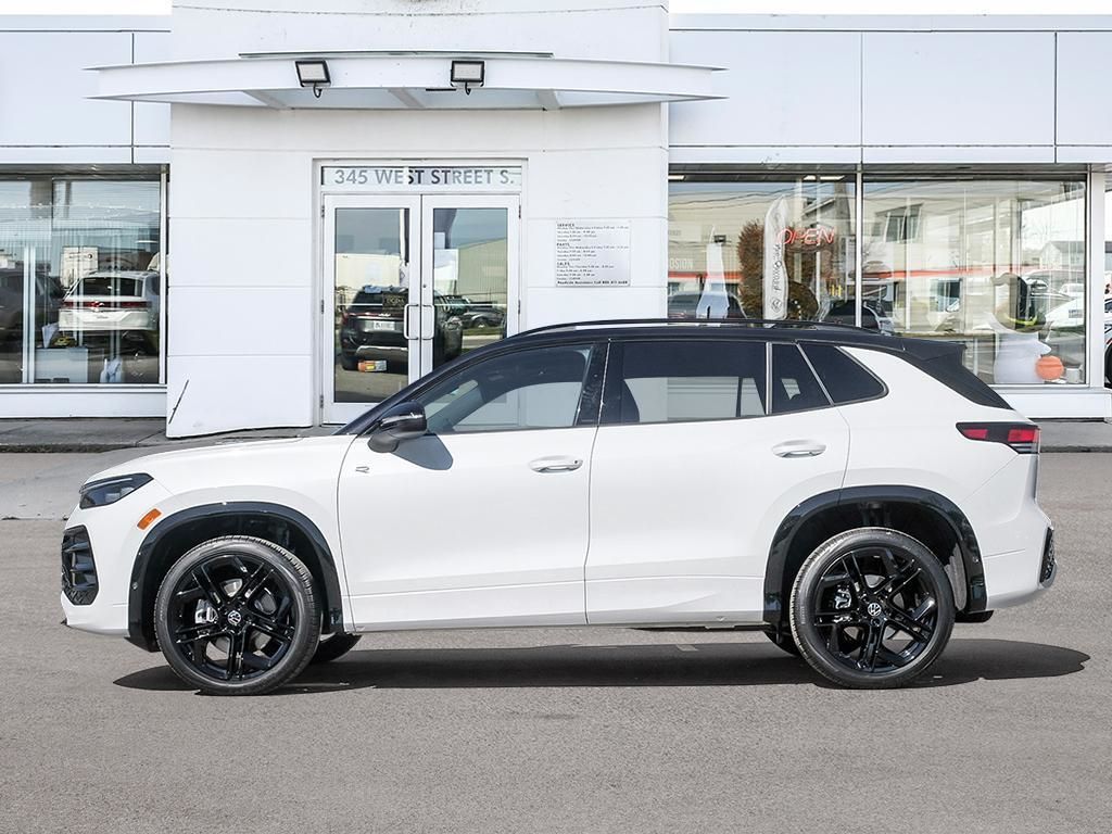 2025 Volkswagen Tiguan Comfortline R-Line Black Edition
