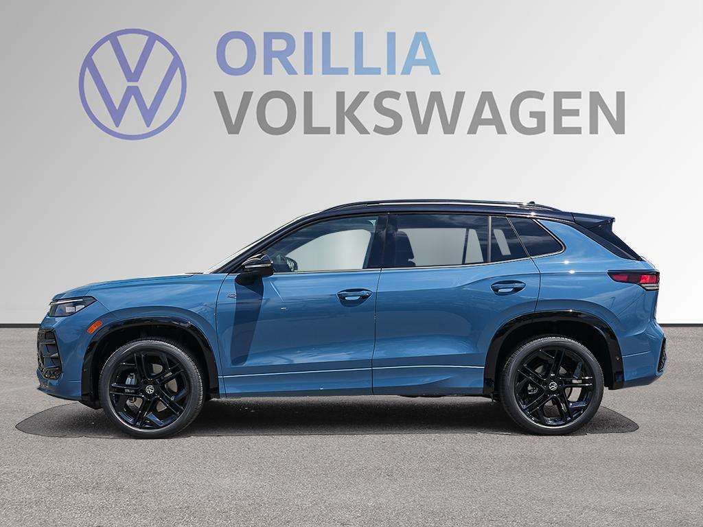 Photo 2026 Volkswagen Tiguan Comfortline R-Line Black Edition 4MOTION #5