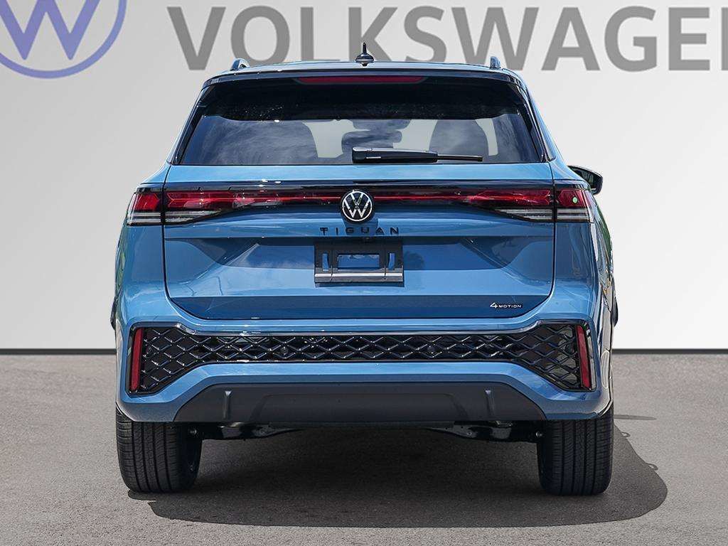 Photo 2026 Volkswagen Tiguan Comfortline R-Line Black Edition 4MOTION #7