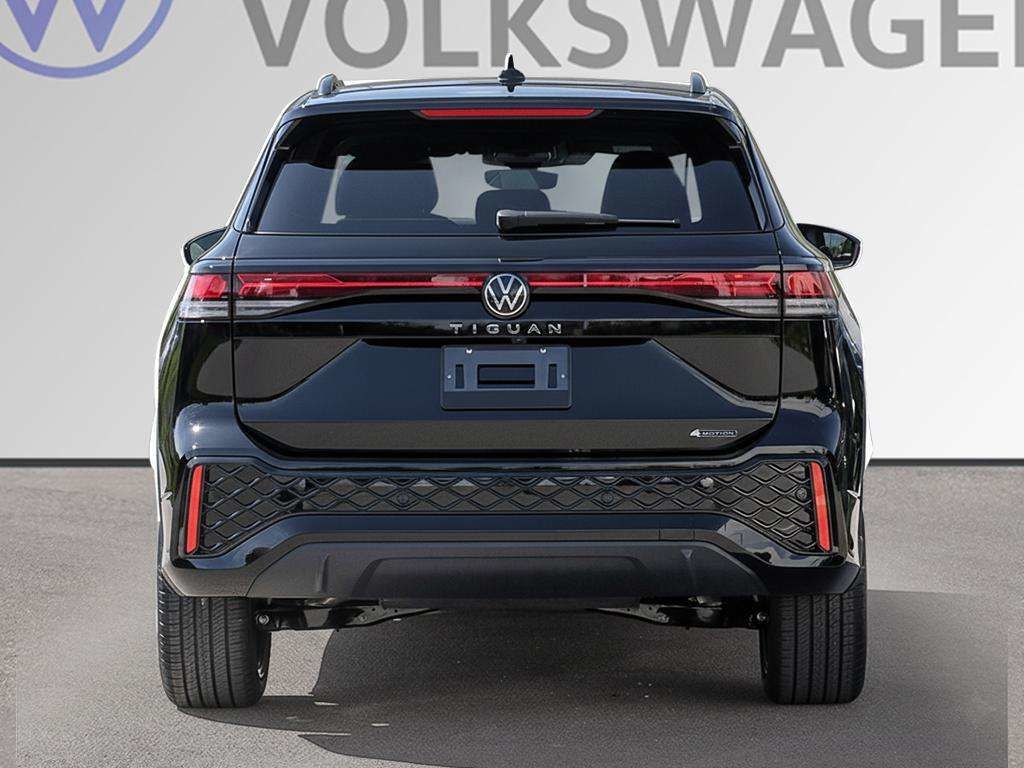 Photo 2026 Volkswagen Tiguan Comfortline R-Line Black Edition 4MOTION #6