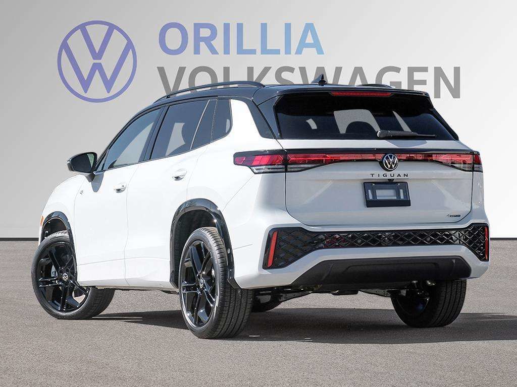 Photo 2026 Volkswagen Tiguan Comfortline R-Line Black Edition 4MOTION #4