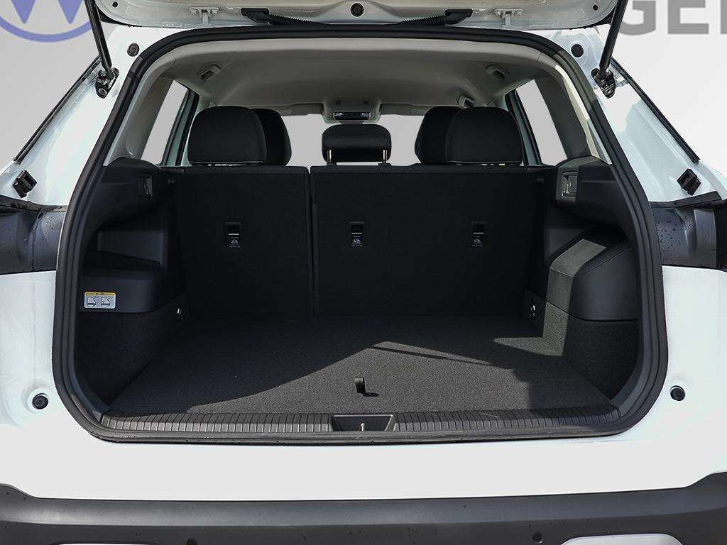 Photo 2026 Volkswagen Tiguan Comfortline 4MOTION #8