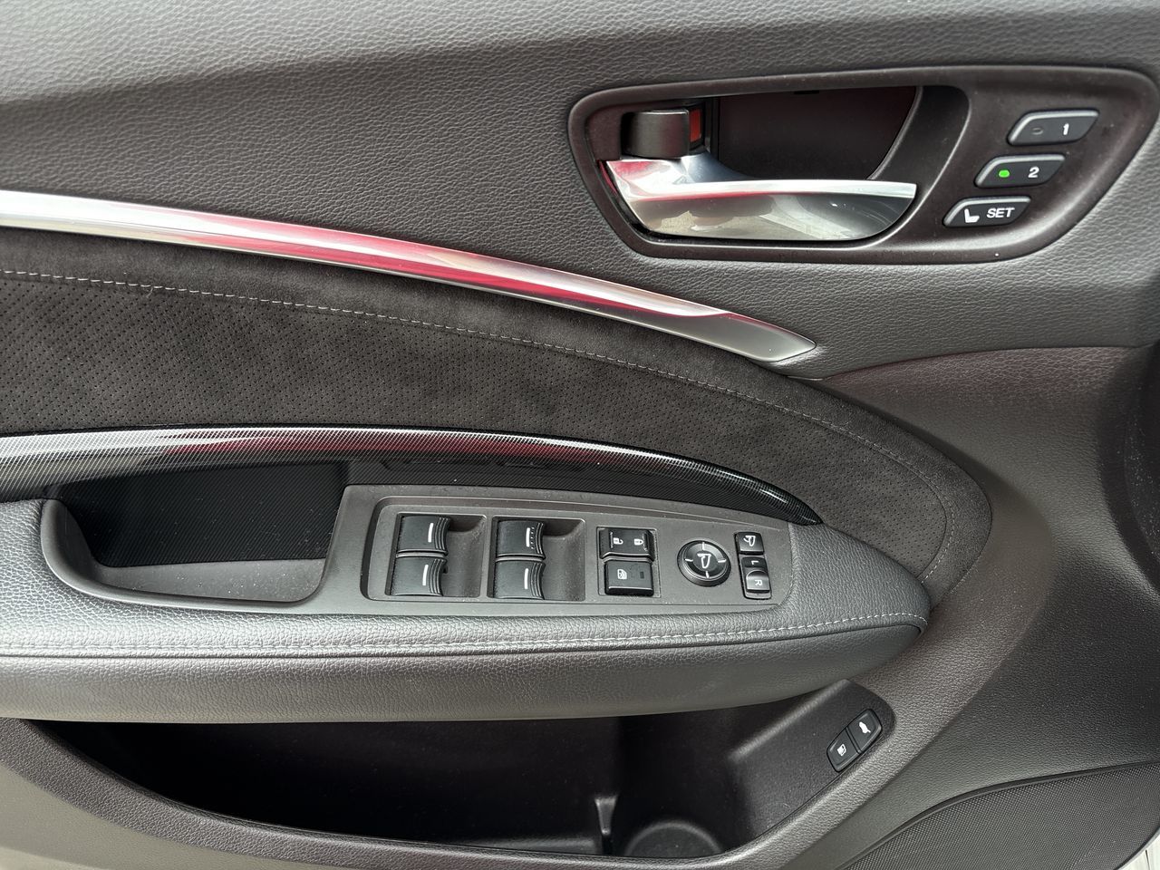 2020  MDX