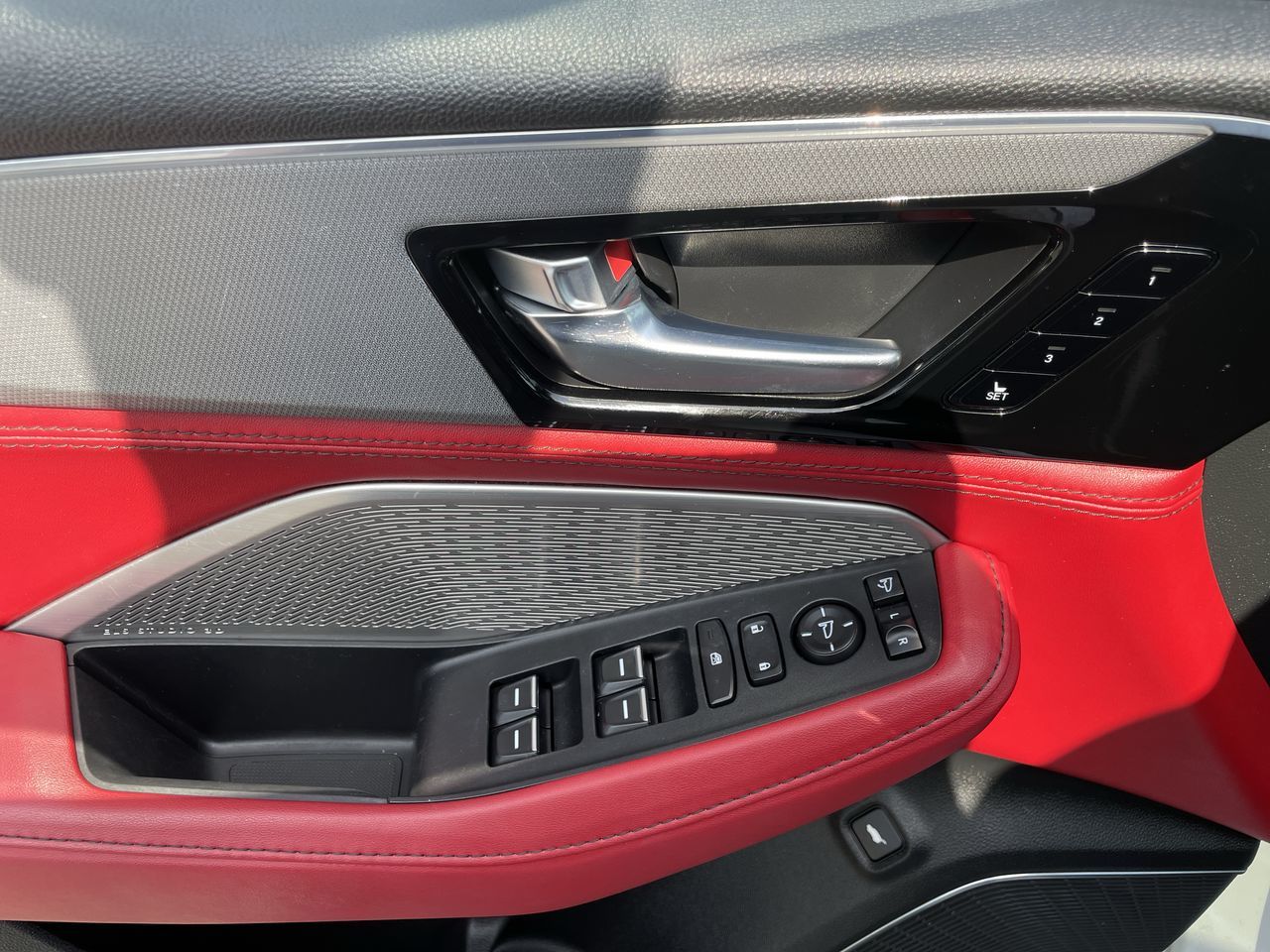 2023 Acura MDX in North Vancouver, British Columbia