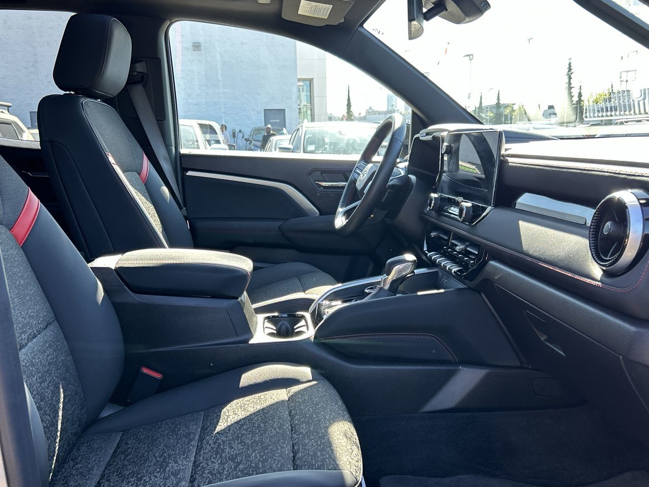 2023 Chevrolet Colorado in North Vancouver, British Columbia