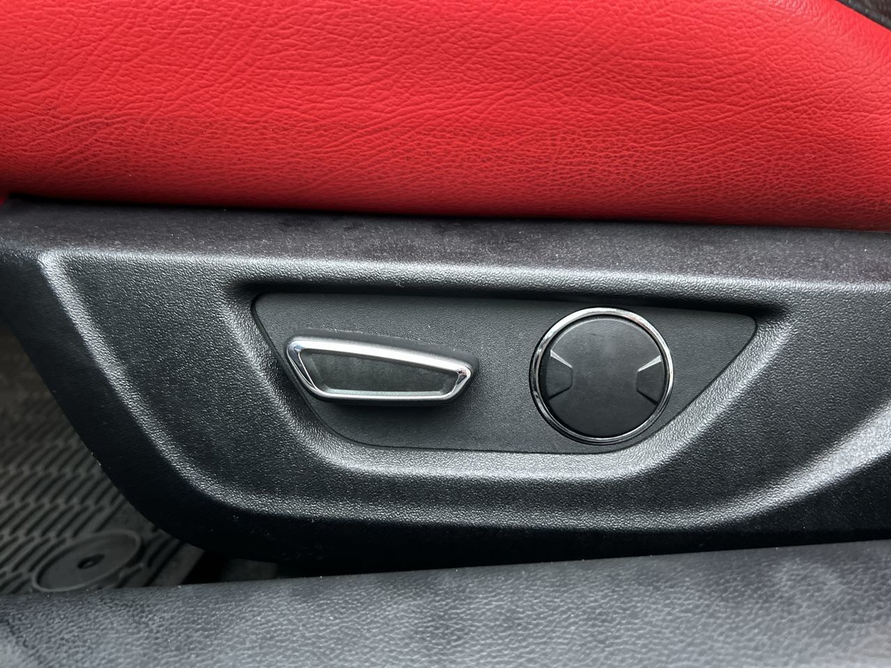 2017 Ford Mustang in North Vancouver, British Columbia