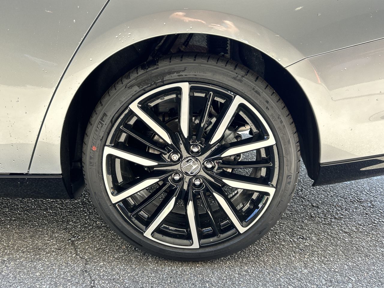 2025 Honda Accord Hybrid in North Vancouver, British Columbia