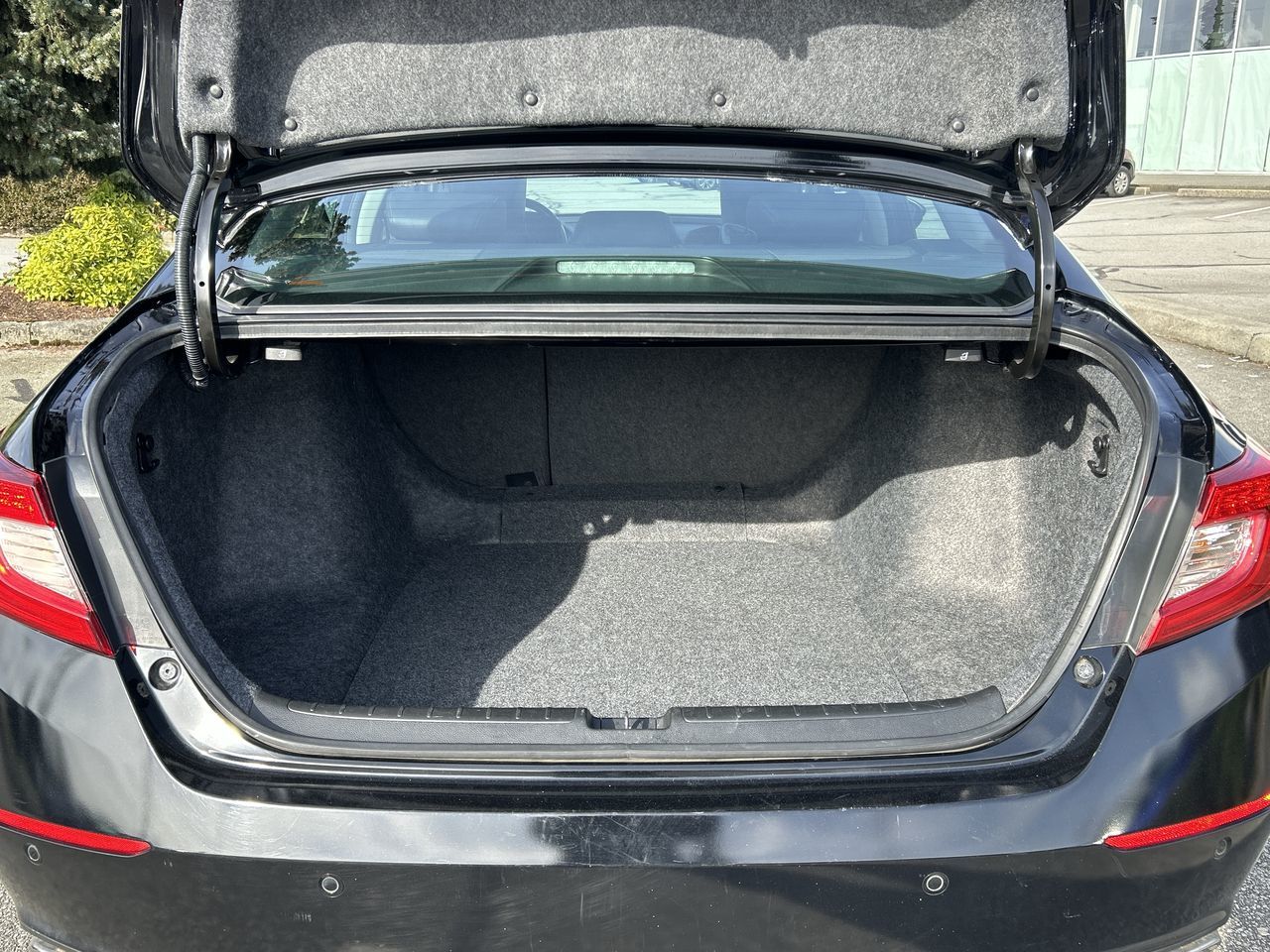 2022 Honda Accord in North Vancouver, British Columbia