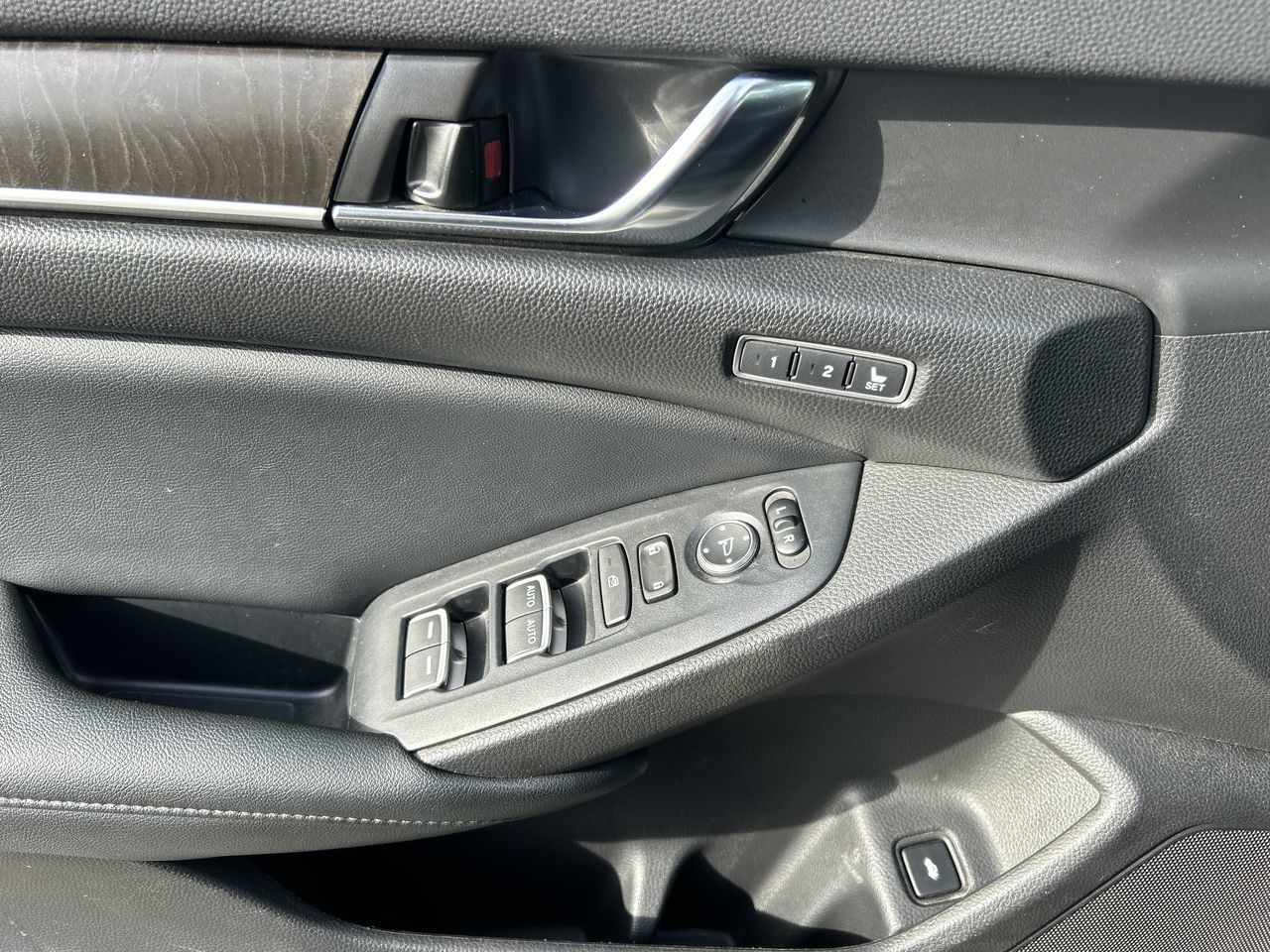 2022 Honda Accord in North Vancouver, British Columbia