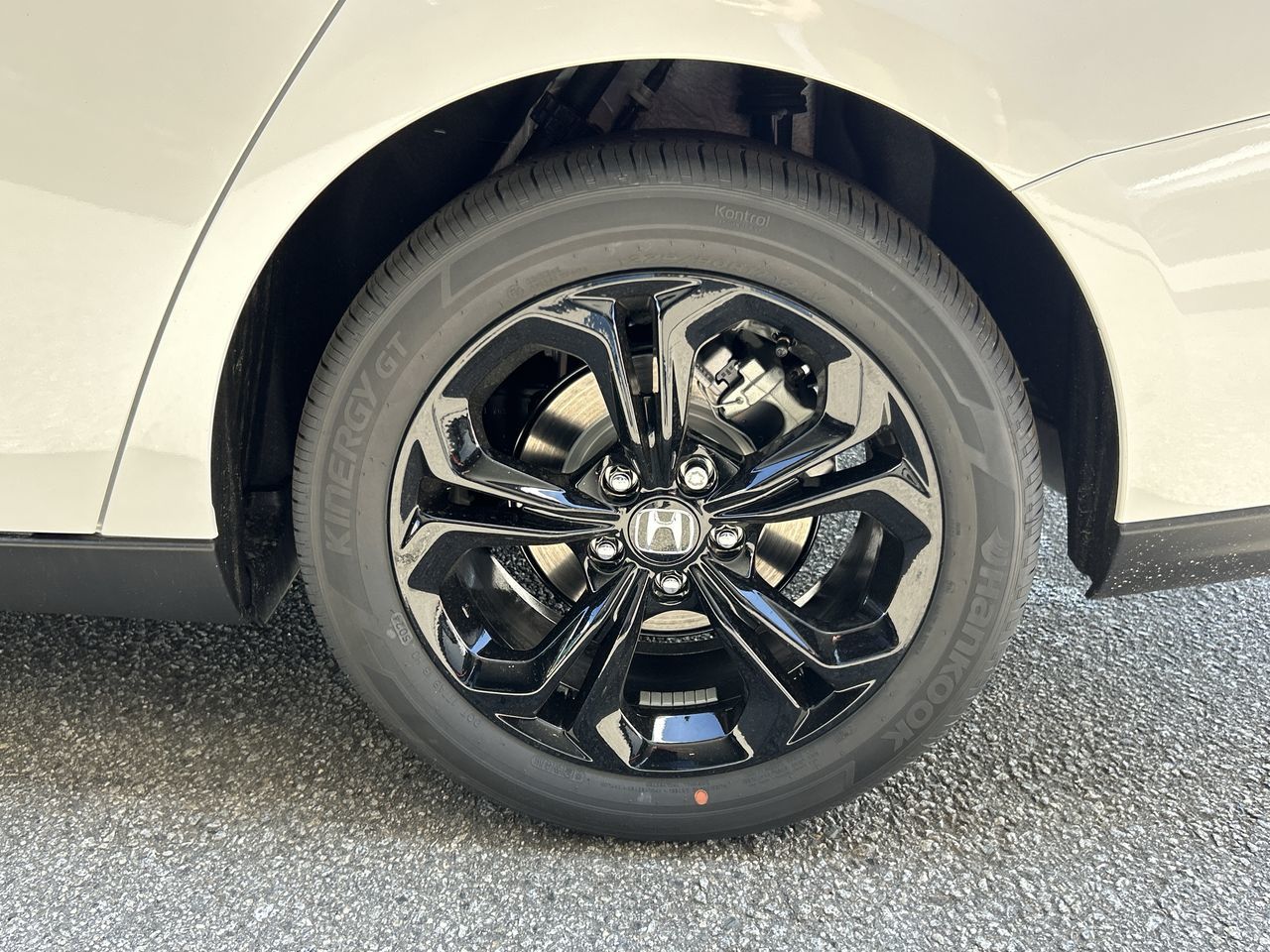 2025 Honda Accord in North Vancouver, British Columbia