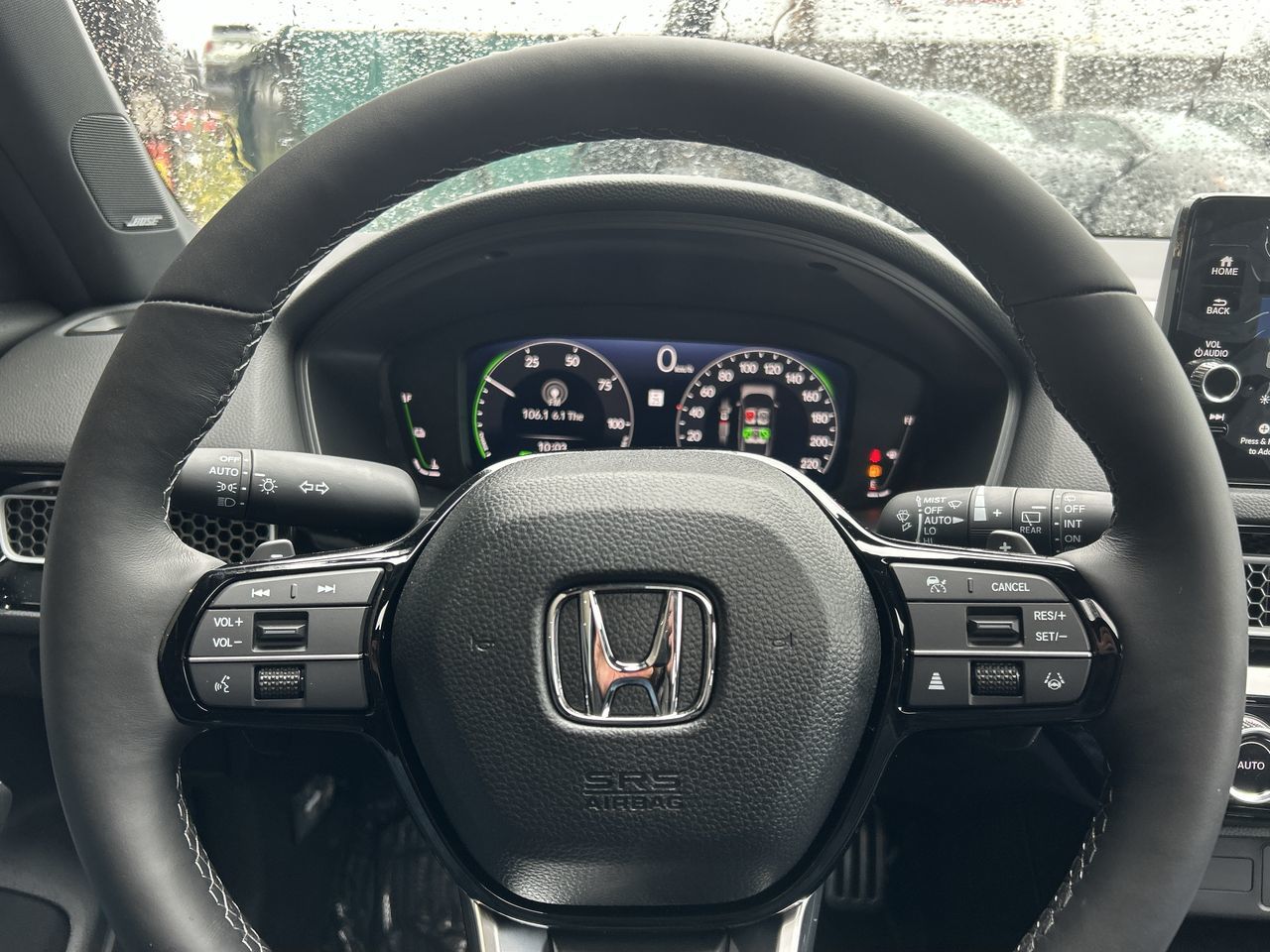 Honda CIVIC HYBRID Hatchback  2025 à North Vancouver, Colombie-Britannique
