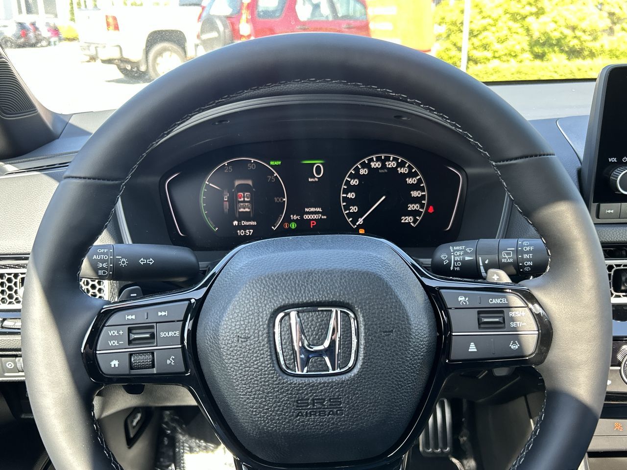 Honda CIVIC HYBRID Hatchback  2025 à North Vancouver, Colombie-Britannique