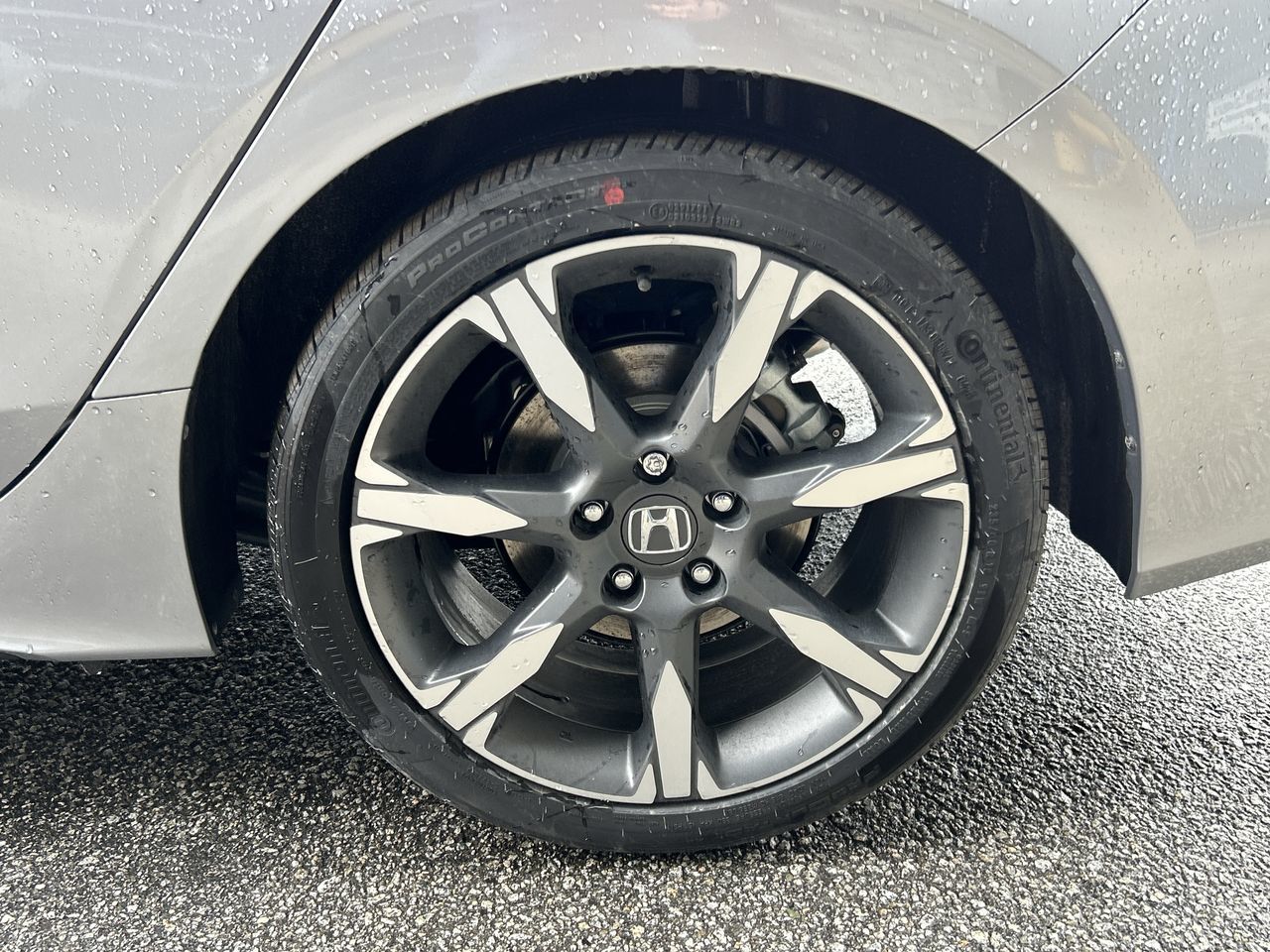 2025 Honda CIVIC HYBRID Hatchback in North Vancouver, British Columbia