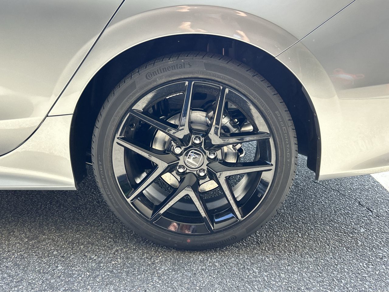 2025 Honda Civic Hybrid in North Vancouver, British Columbia