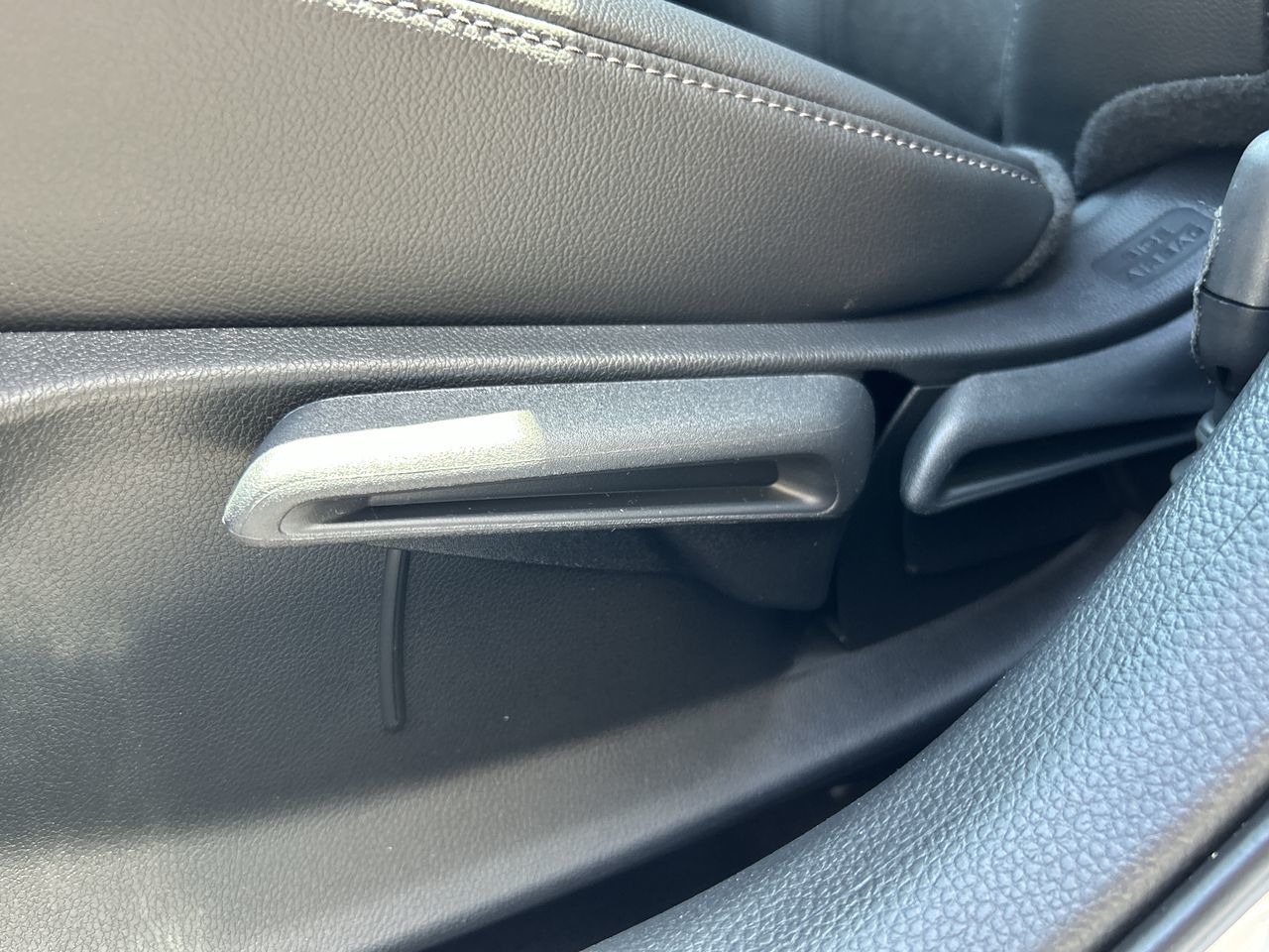2025 Honda Civic Hybrid in North Vancouver, British Columbia