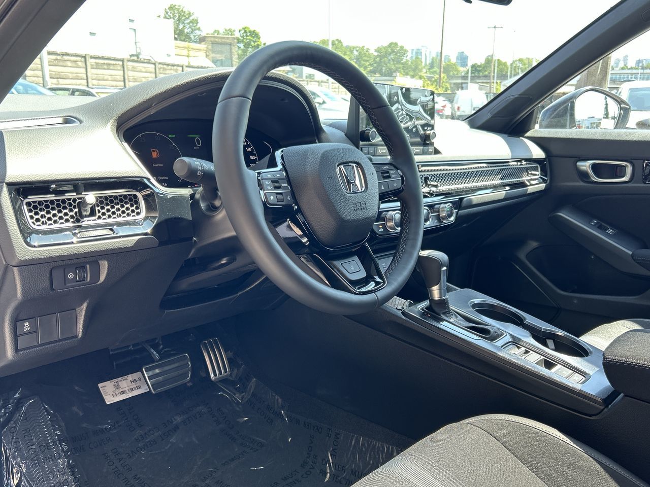2025 Honda Civic Hybrid in North Vancouver, British Columbia