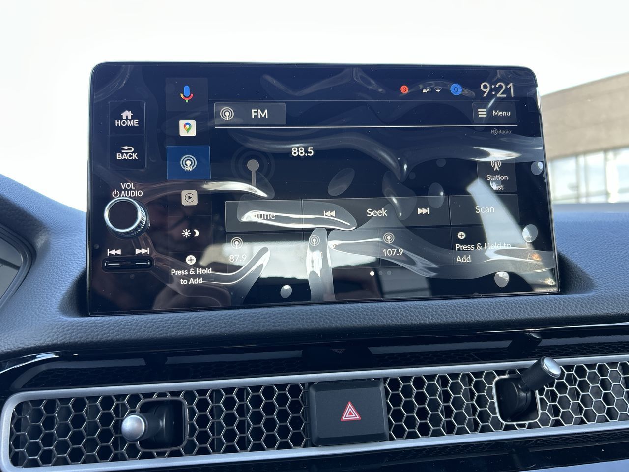2025 Honda Civic Hybrid in North Vancouver, British Columbia