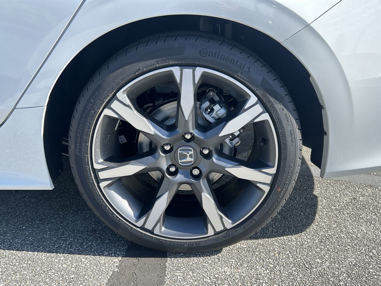 2025 Honda Civic Hybrid in North Vancouver, British Columbia