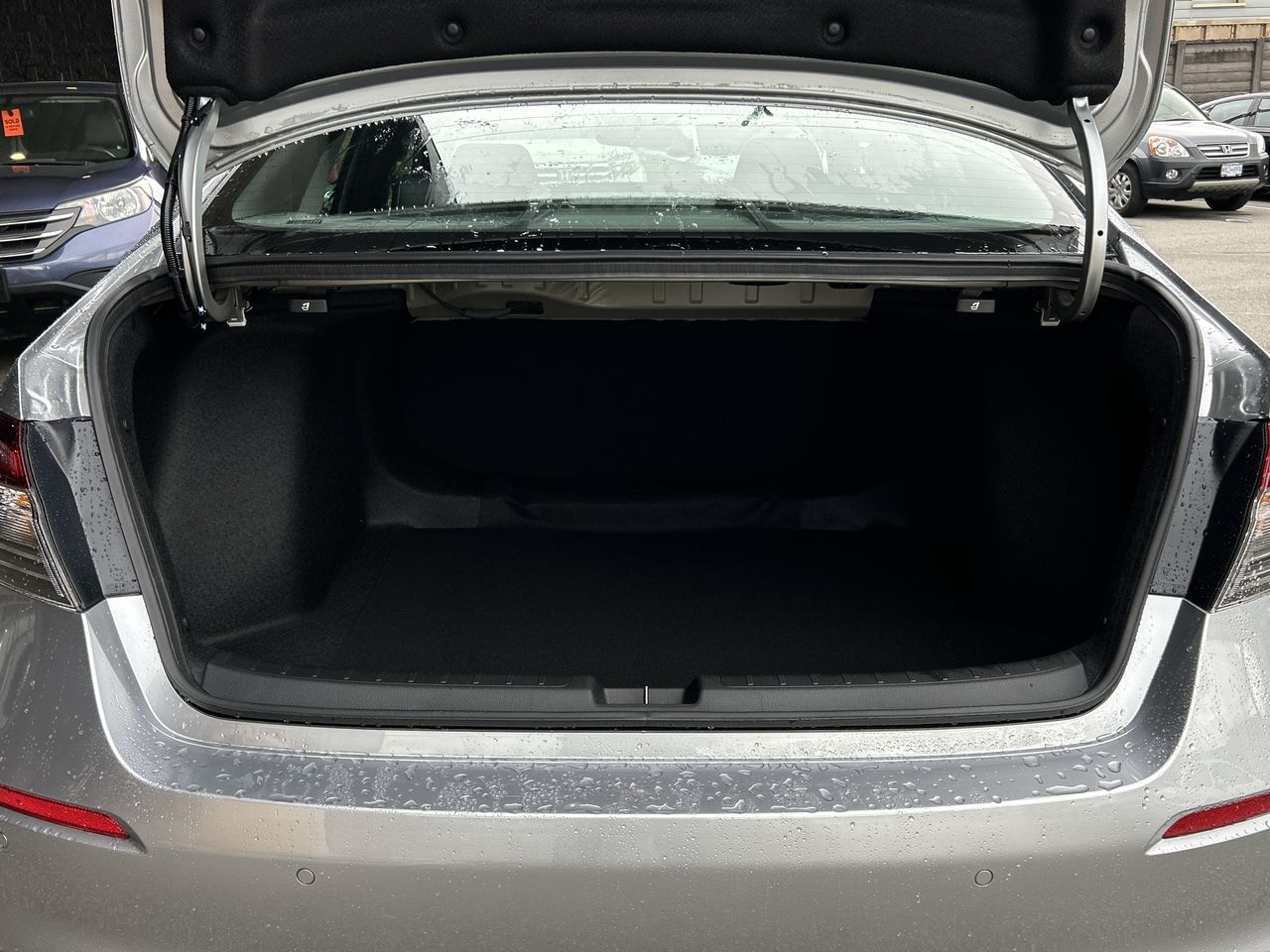 2025 Honda Civic Hybrid in North Vancouver, British Columbia