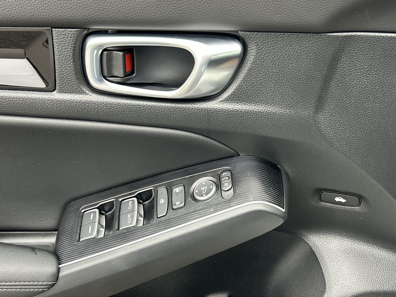 2025 Honda Civic Hybrid