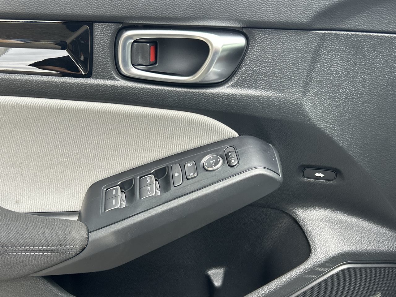 2025 Honda Civic Hybrid