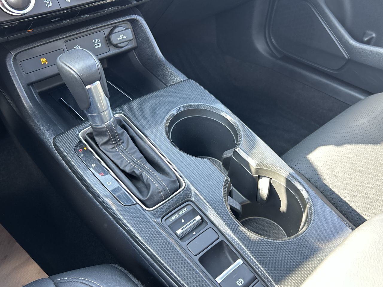 2025 Honda Civic Hybrid in North Vancouver, British Columbia