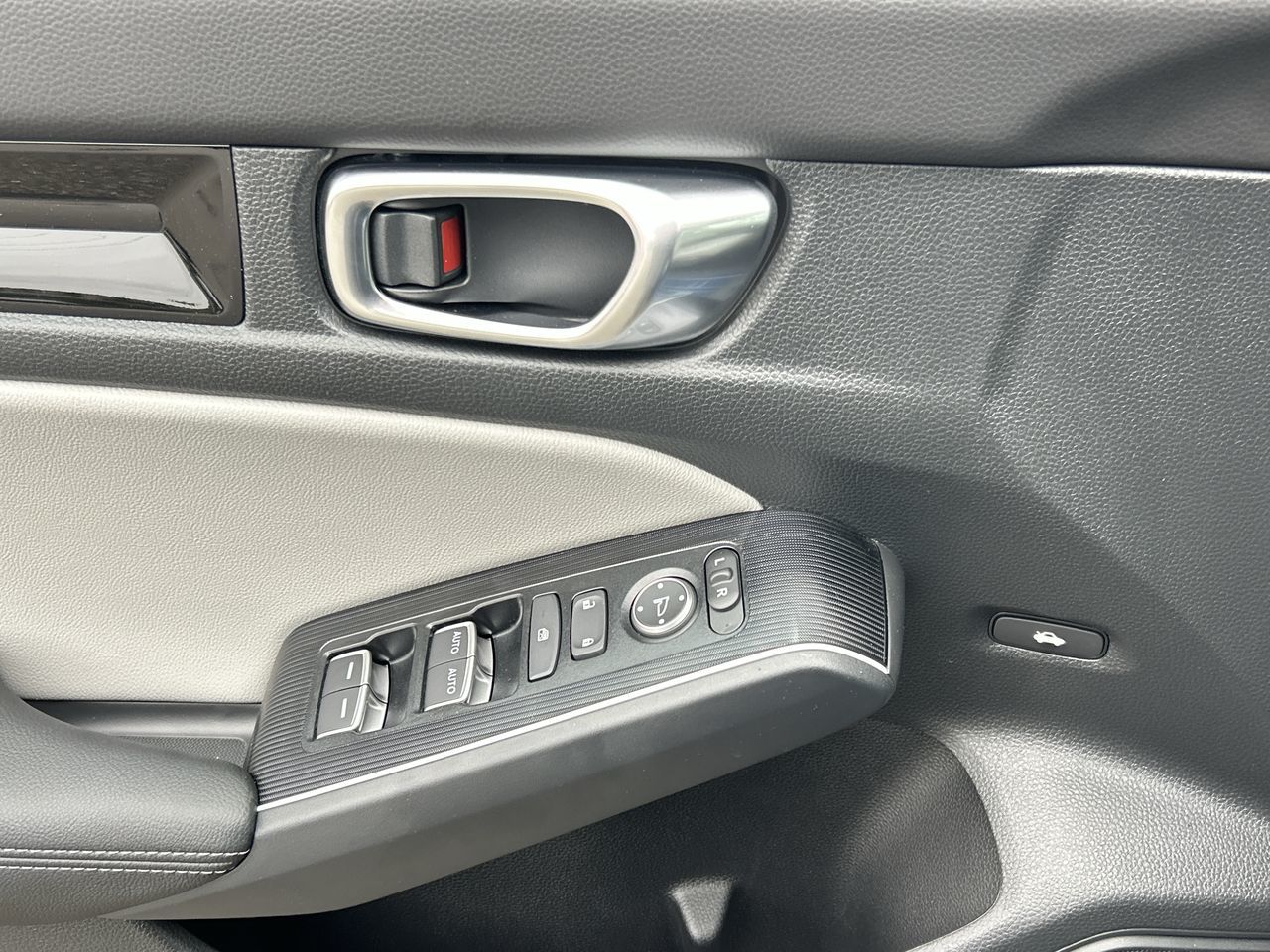 2025 Honda Civic Hybrid