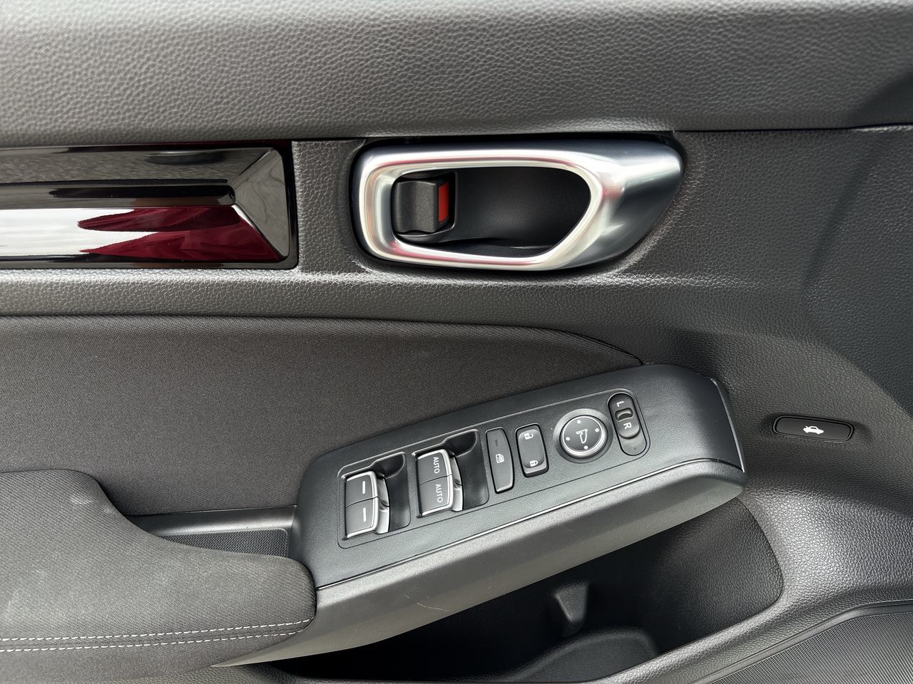 2025  Civic Hybrid