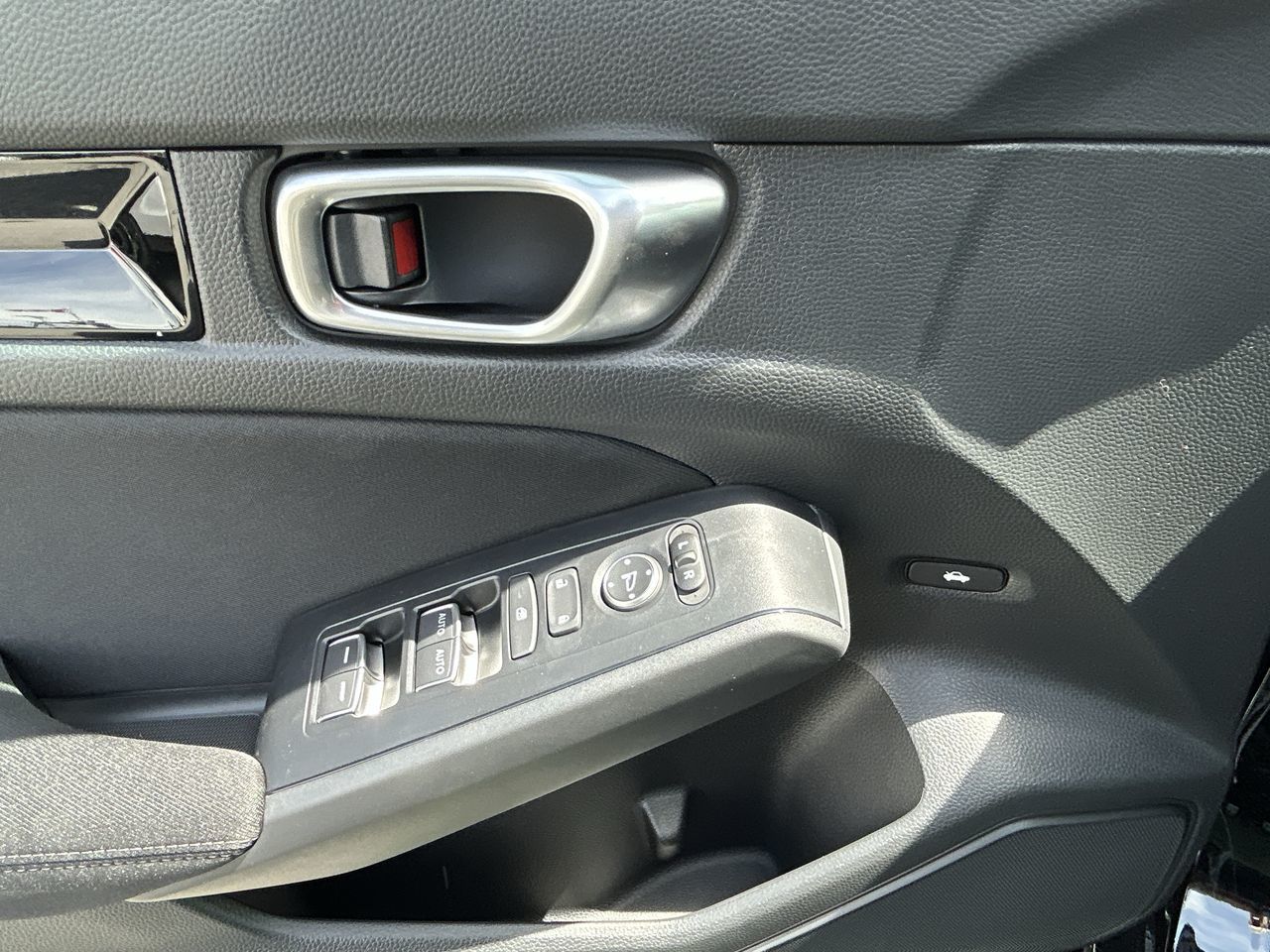 2026 Honda Civic Hybrid in North Vancouver, British Columbia
