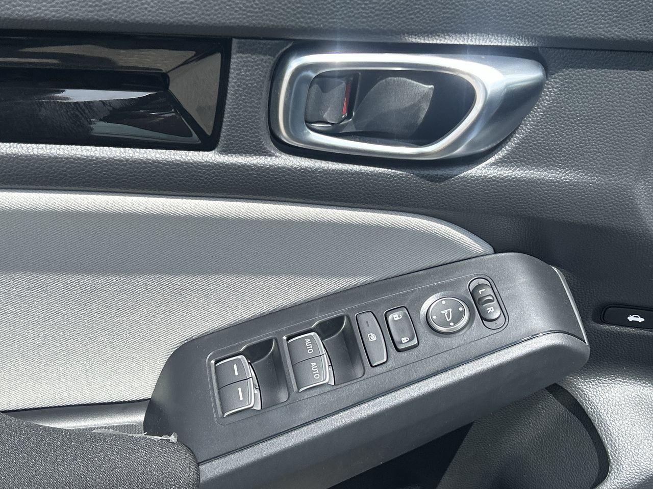 2026 Honda Civic Hybrid in North Vancouver, British Columbia