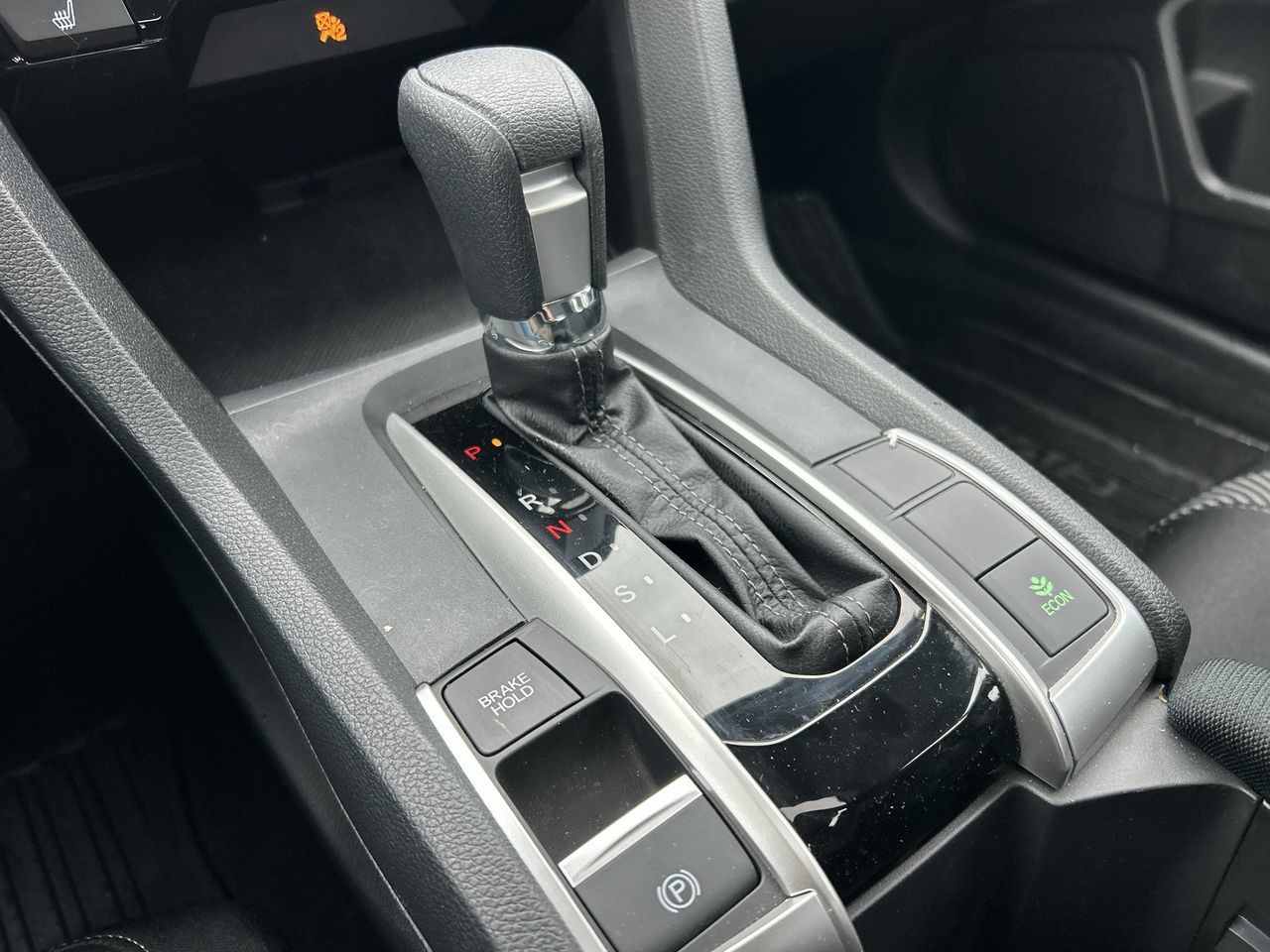 Honda Civic  2016 à North Vancouver, Colombie-Britannique