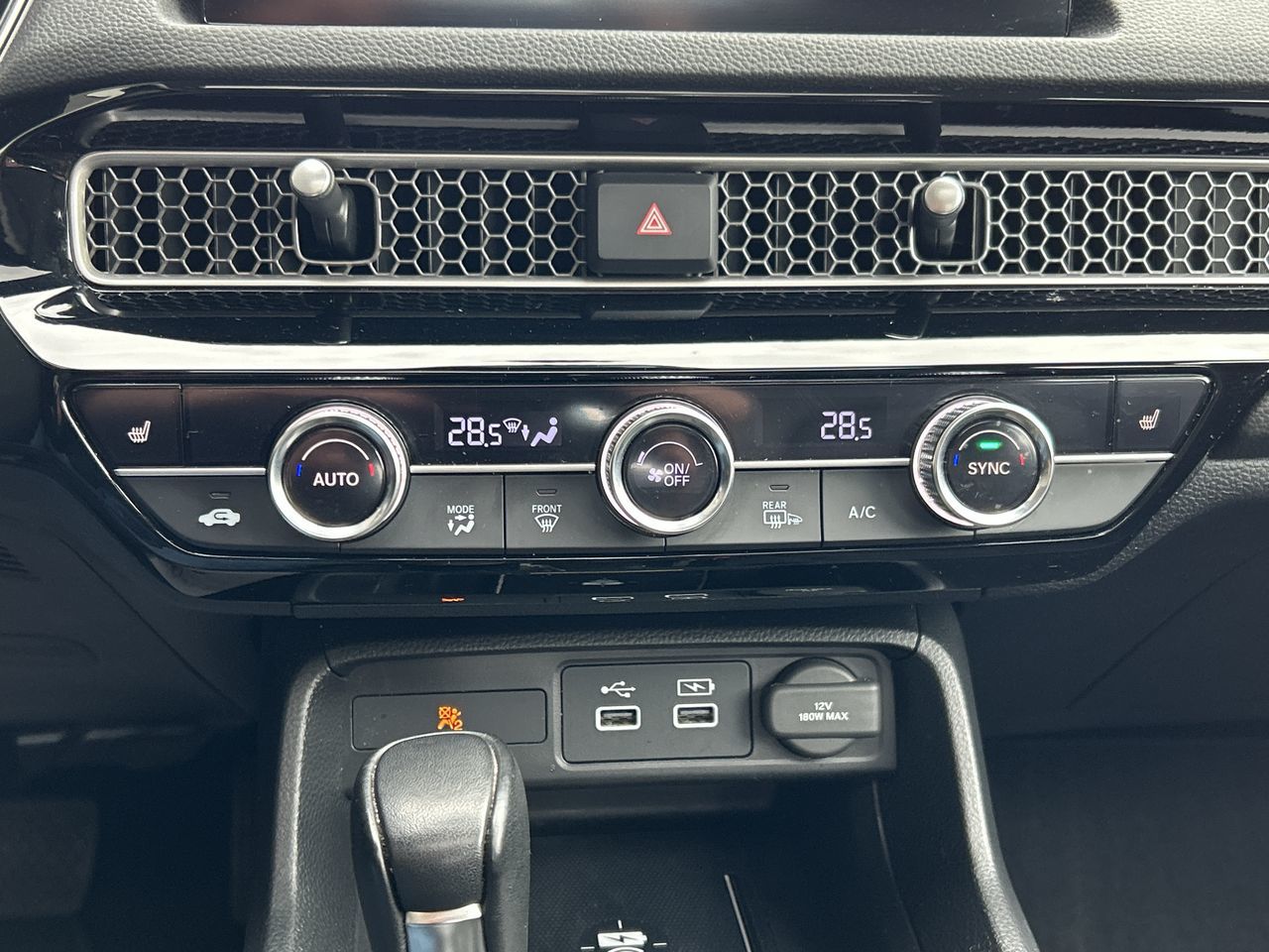 2023 Honda Civic in North Vancouver, British Columbia