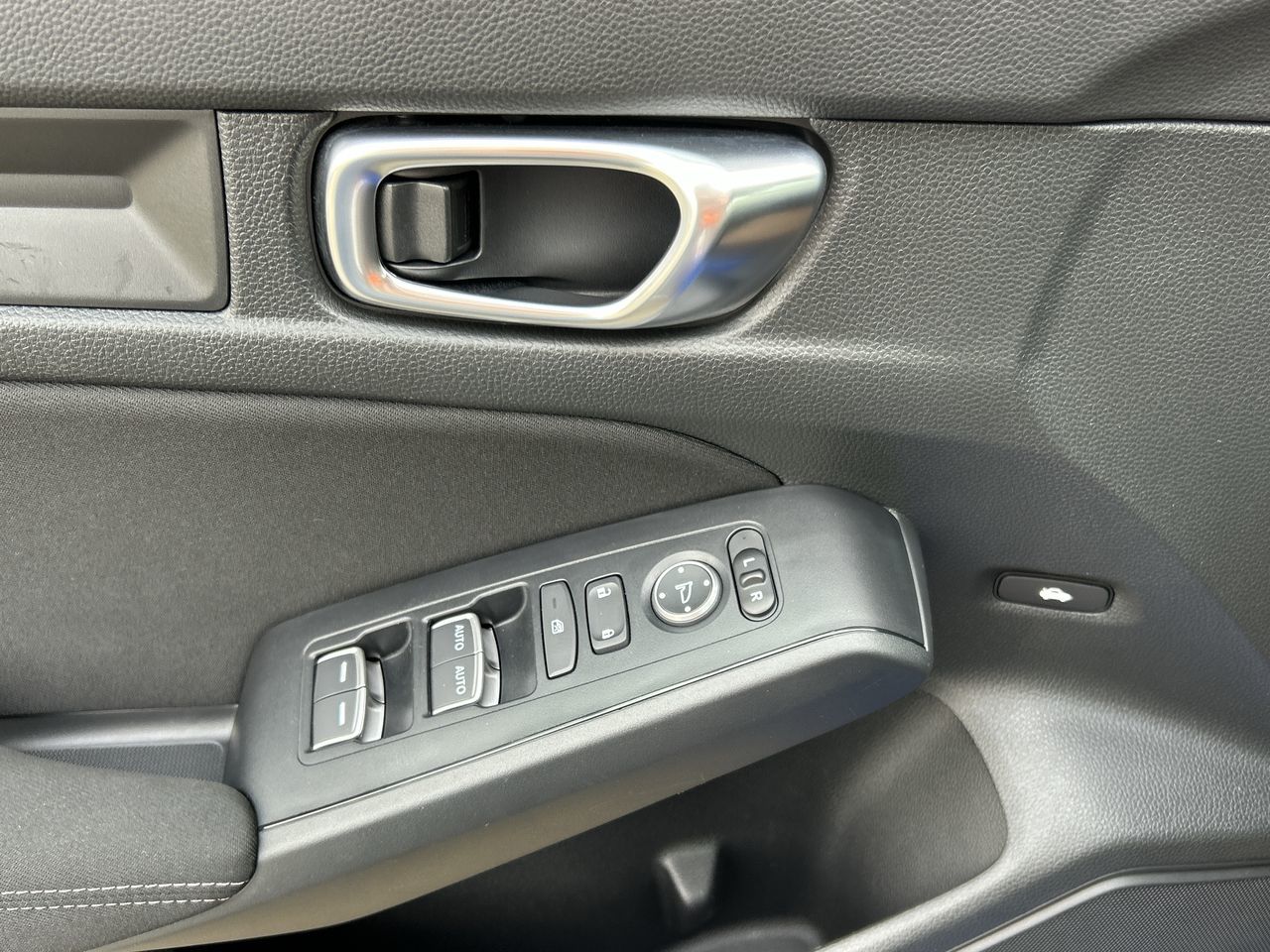 2024 Honda Civic in North Vancouver, British Columbia