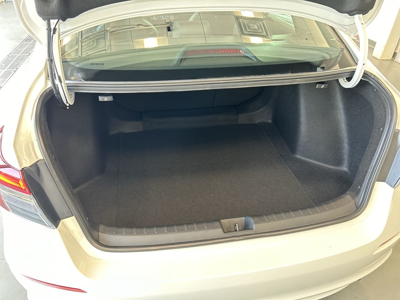2025 Honda Civic in North Vancouver, British Columbia