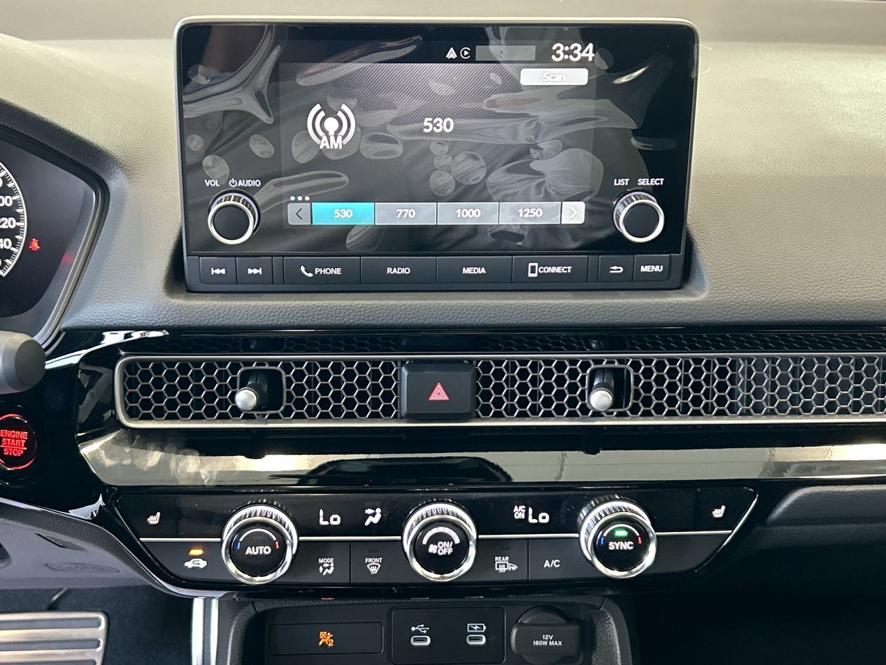 2025 Honda Civic in North Vancouver, British Columbia