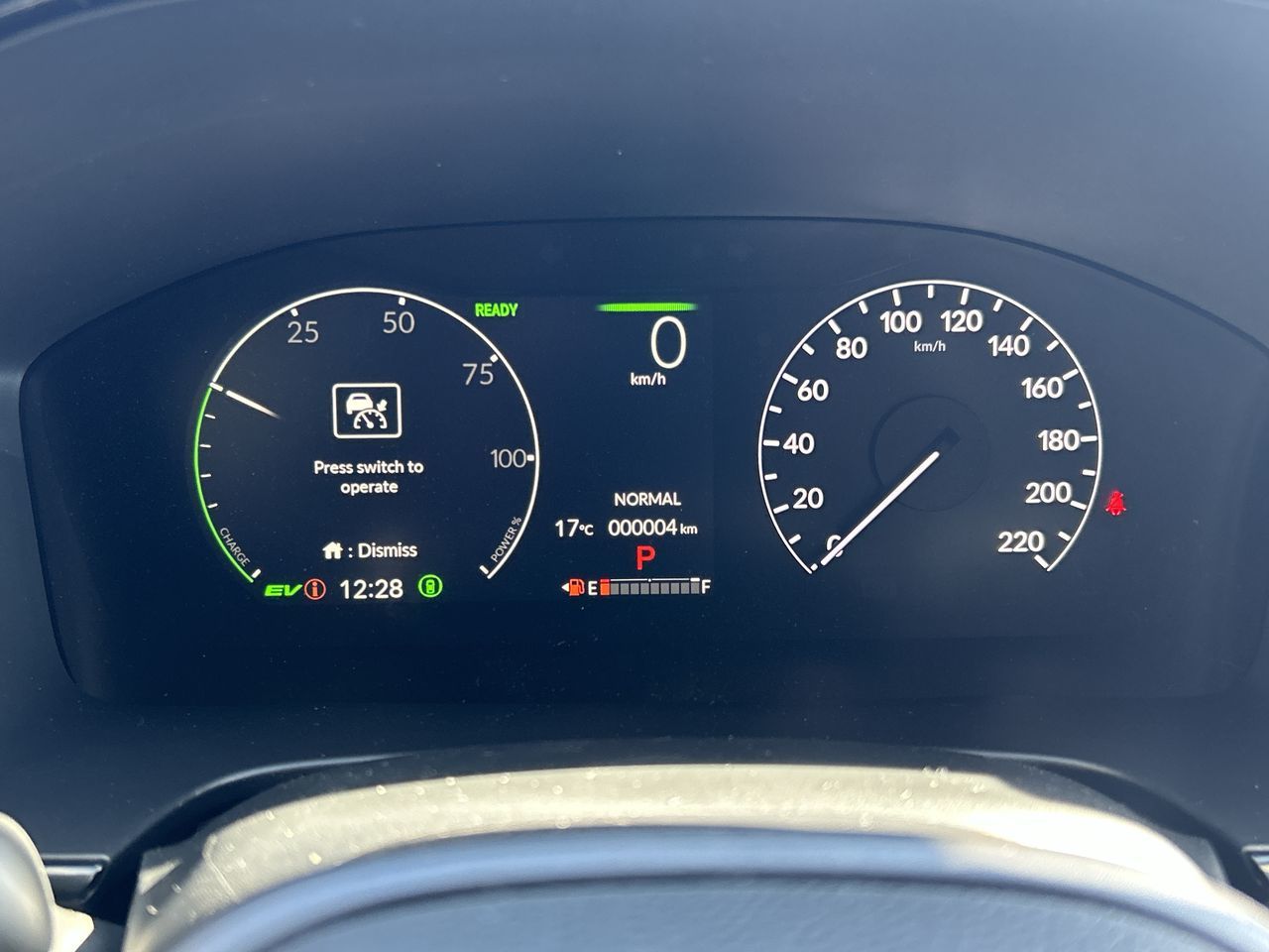 2025 Honda CR-V HYBRID in North Vancouver, British Columbia